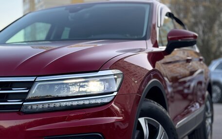 Volkswagen Tiguan II, 2019 год, 2 570 000 рублей, 10 фотография