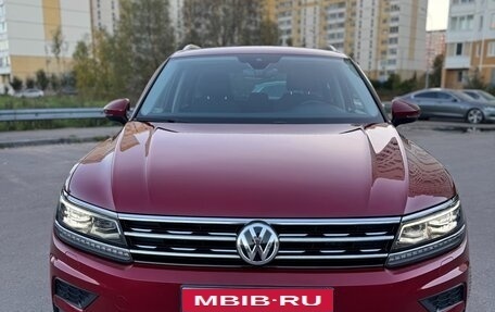Volkswagen Tiguan II, 2019 год, 2 570 000 рублей, 21 фотография
