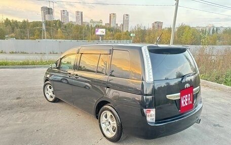 Toyota ISis I, 2013 год, 1 320 000 рублей, 2 фотография