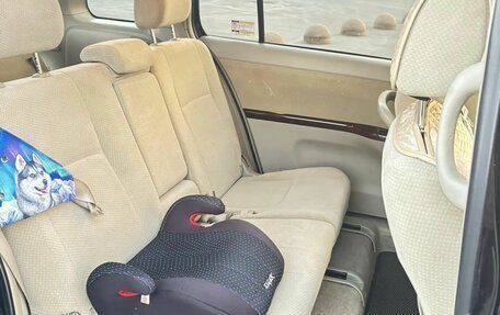 Toyota ISis I, 2013 год, 1 320 000 рублей, 16 фотография