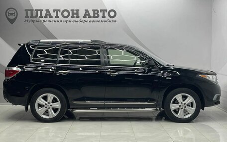 Toyota Highlander III, 2011 год, 1 850 000 рублей, 5 фотография