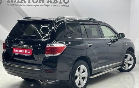Toyota Highlander III, 2011 год, 1 850 000 рублей, 8 фотография