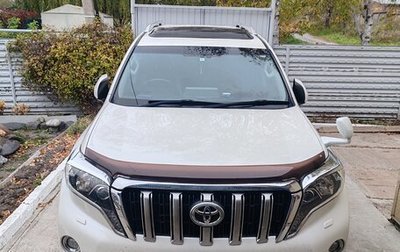Toyota Land Cruiser Prado 150 рестайлинг 2, 2014 год, 3 340 000 рублей, 1 фотография