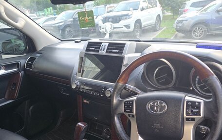 Toyota Land Cruiser Prado 150 рестайлинг 2, 2014 год, 3 340 000 рублей, 9 фотография