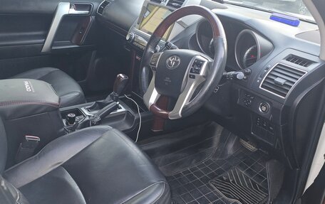 Toyota Land Cruiser Prado 150 рестайлинг 2, 2014 год, 3 340 000 рублей, 6 фотография