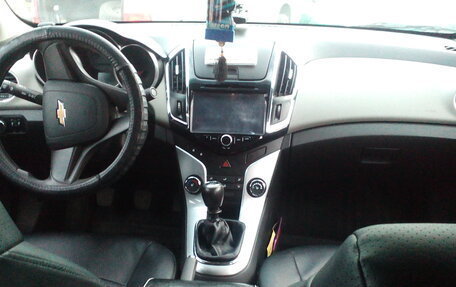 Chevrolet Cruze II, 2014 год, 550 000 рублей, 3 фотография