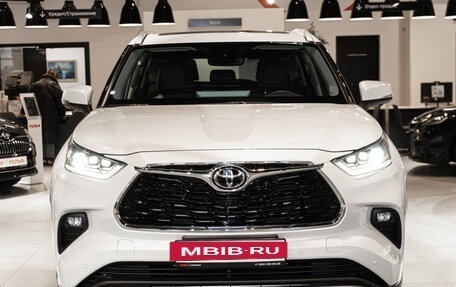 Toyota Highlander, 2026 год, 5 800 000 рублей, 2 фотография