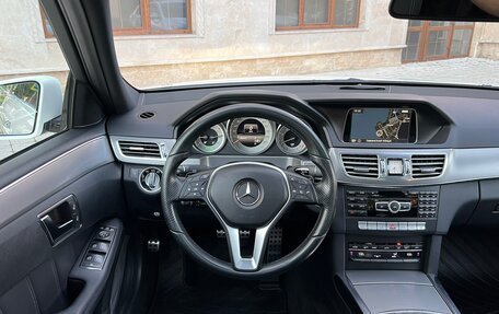 Mercedes-Benz E-Класс, 2013 год, 2 830 000 рублей, 20 фотография