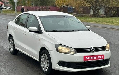 Volkswagen Polo VI (EU Market), 2012 год, 650 000 рублей, 2 фотография