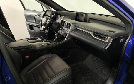 Lexus RX IV рестайлинг, 2017 год, 3 960 000 рублей, 10 фотография