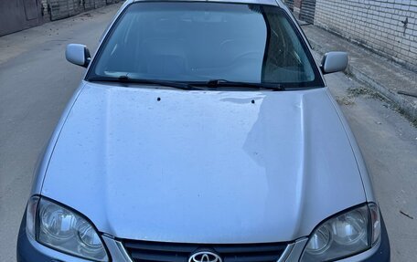 Toyota Avensis III рестайлинг, 2001 год, 389 000 рублей, 7 фотография