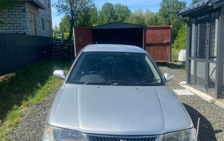 Nissan Sunny B15, 2001 год, 310 000 рублей, 1 фотография