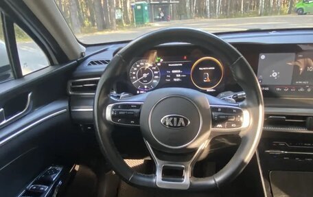 KIA K5, 2021 год, 2 600 000 рублей, 26 фотография