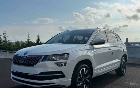Skoda Karoq I, 2023 год, 1 530 000 рублей, 3 фотография