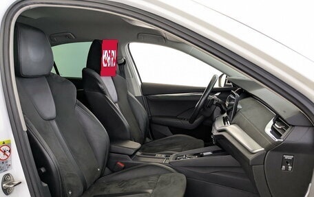 Skoda Octavia IV, 2021 год, 2 250 000 рублей, 21 фотография