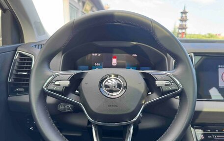 Skoda Karoq I, 2023 год, 1 530 000 рублей, 9 фотография