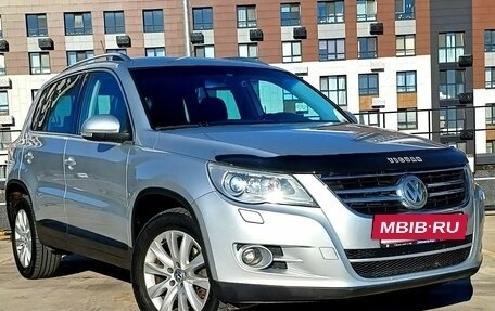 Volkswagen Tiguan I, 2010 год, 1 050 000 рублей, 2 фотография