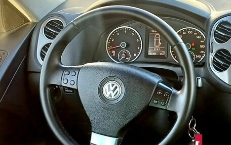 Volkswagen Tiguan I, 2010 год, 1 050 000 рублей, 27 фотография