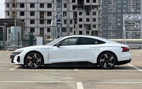 Audi e-tron GT, 2022 год, 10 700 000 рублей, 8 фотография