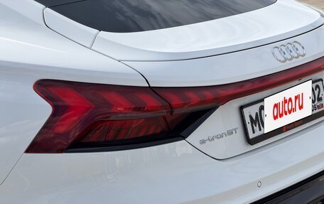 Audi e-tron GT, 2022 год, 10 700 000 рублей, 13 фотография