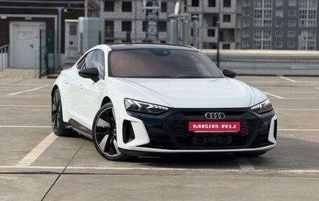 Audi e-tron GT, 2022 год, 10 700 000 рублей, 3 фотография