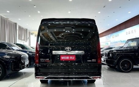 Toyota HiAce H300, 2025 год, 13 999 678 рублей, 4 фотография