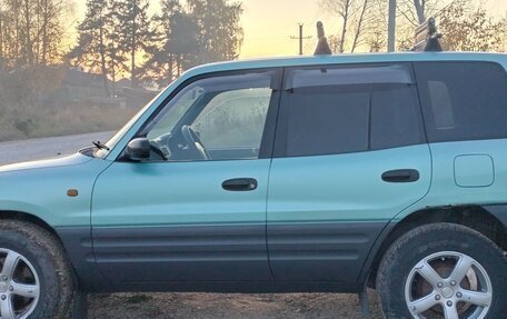Toyota RAV4, 1995 год, 400 000 рублей, 3 фотография