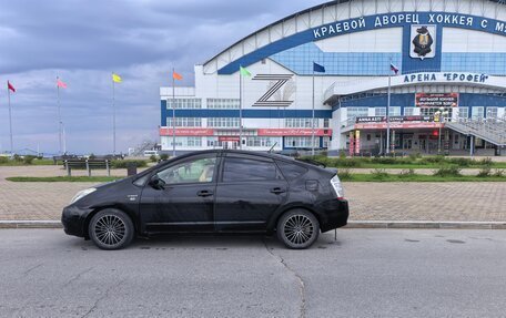 Toyota Prius, 2009 год, 750 000 рублей, 4 фотография