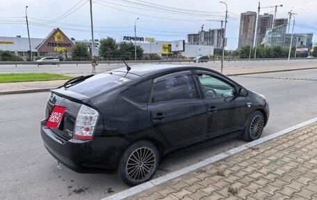 Toyota Prius, 2009 год, 750 000 рублей, 3 фотография