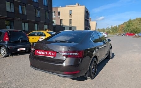 Skoda Superb III рестайлинг, 2017 год, 2 100 000 рублей, 10 фотография