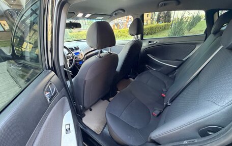 Hyundai Solaris II рестайлинг, 2012 год, 670 000 рублей, 11 фотография
