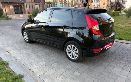 Hyundai Solaris II рестайлинг, 2012 год, 670 000 рублей, 7 фотография