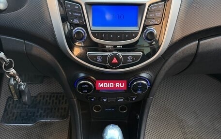 Hyundai Solaris II рестайлинг, 2012 год, 670 000 рублей, 16 фотография