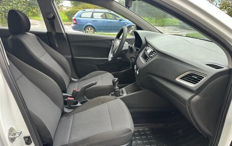 Hyundai Solaris II рестайлинг, 2020 год, 645 000 рублей, 13 фотография
