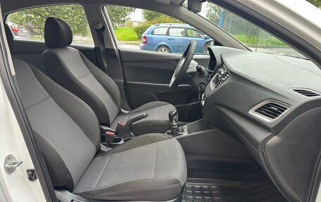 Hyundai Solaris II рестайлинг, 2020 год, 645 000 рублей, 12 фотография