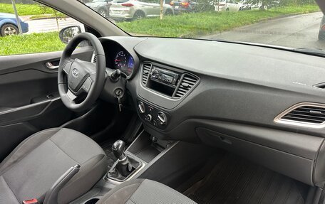 Hyundai Solaris II рестайлинг, 2020 год, 645 000 рублей, 11 фотография