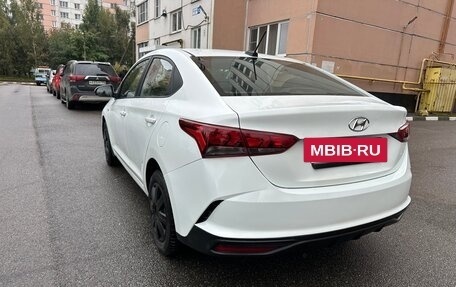Hyundai Solaris II рестайлинг, 2020 год, 645 000 рублей, 8 фотография
