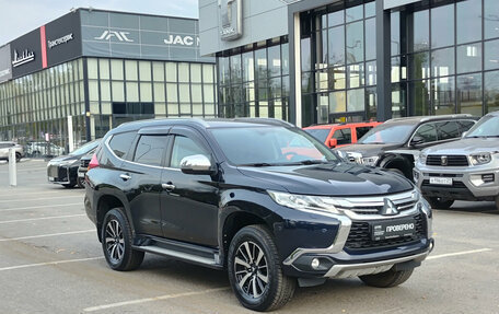 Mitsubishi Pajero Sport III рестайлинг, 2019 год, 3 234 000 рублей, 3 фотография