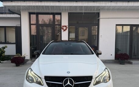 Mercedes-Benz E-Класс, 2016 год, 3 050 000 рублей, 4 фотография