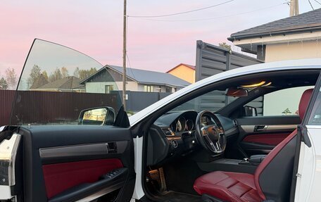 Mercedes-Benz E-Класс, 2016 год, 3 050 000 рублей, 15 фотография