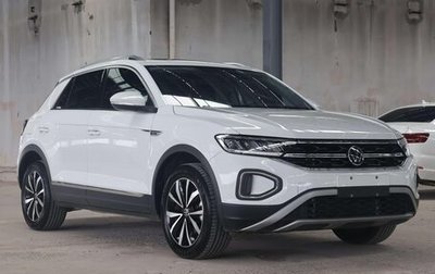 Volkswagen T-Roc I, 2023 год, 1 260 000 рублей, 1 фотография