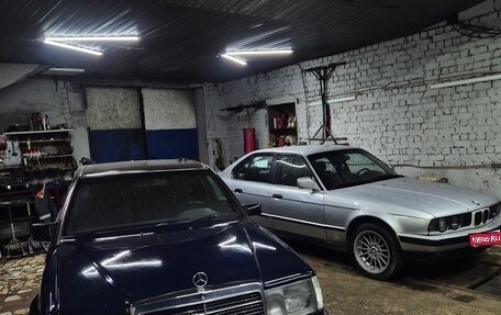 Mercedes-Benz E-Класс, 1992 год, 310 000 рублей, 1 фотография