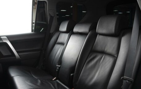Toyota Land Cruiser Prado 150 рестайлинг 2, 2014 год, 2 850 000 рублей, 20 фотография