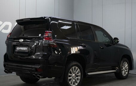 Toyota Land Cruiser Prado 150 рестайлинг 2, 2014 год, 2 850 000 рублей, 10 фотография
