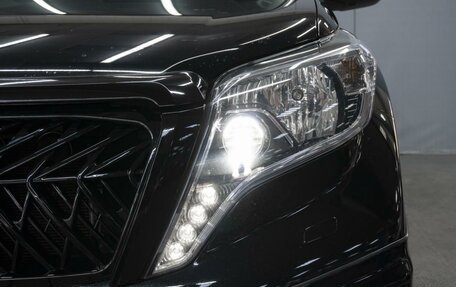 Toyota Land Cruiser Prado 150 рестайлинг 2, 2014 год, 2 850 000 рублей, 13 фотография