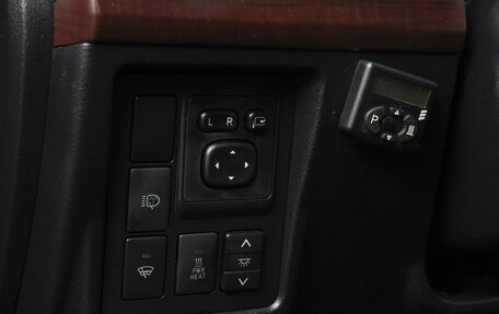 Toyota Land Cruiser Prado 150 рестайлинг 2, 2014 год, 2 850 000 рублей, 26 фотография