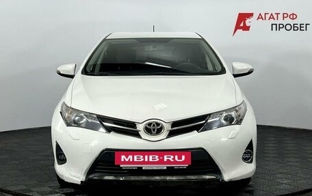 Toyota Auris II, 2013 год, 890 000 рублей, 3 фотография