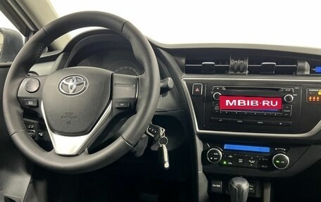 Toyota Auris II, 2013 год, 890 000 рублей, 15 фотография