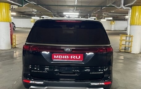 KIA Carnival, 2021 год, 4 300 000 рублей, 3 фотография