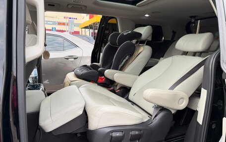 KIA Carnival, 2021 год, 4 300 000 рублей, 24 фотография